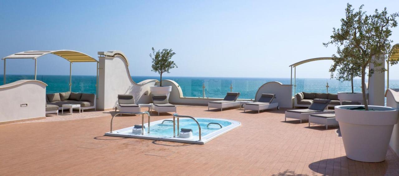 Hotel Smeraldo & 4*