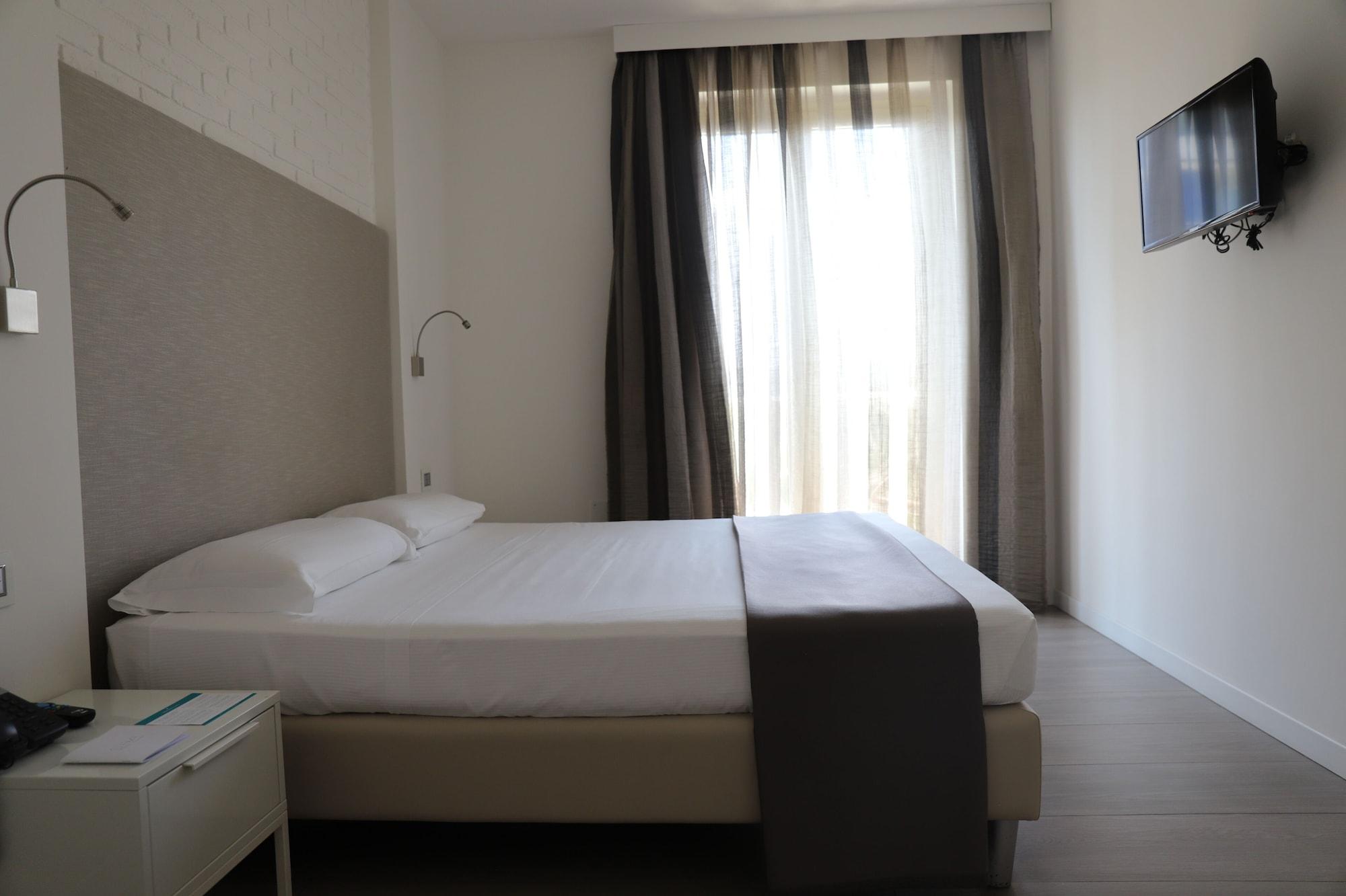 Smeraldo & Hotel 4*